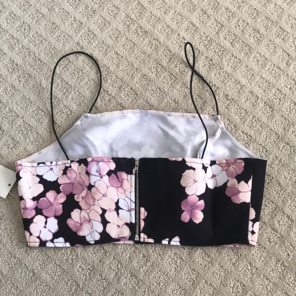 TOBI Floral Crop Top NWT - Picture 2 of 3